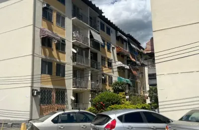 Apartamento com 2 quartos para alugar na Rua Frei Luiz Alevato, 539, Taquara, Rio de Janeiro