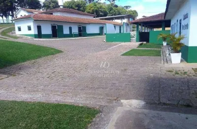 Haras com toda a infraestrutura a apenas 17 km. do centro de são josé dos pinhais  - 133.844,00 m2. => 13,38 ha - 4.000m2. de área construída