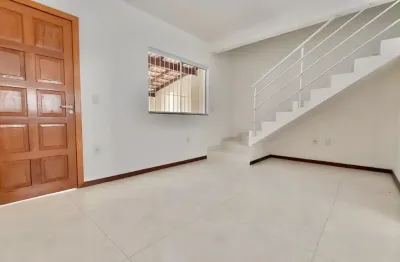 Casa com 2 quartos à venda no Forquilhas, São José 