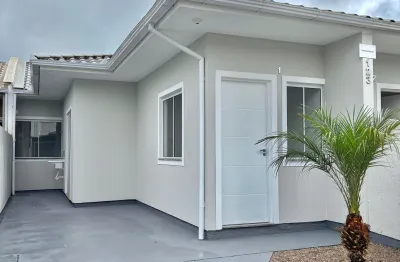 Casa com 2 quartos à venda no Forquilhas, São José 