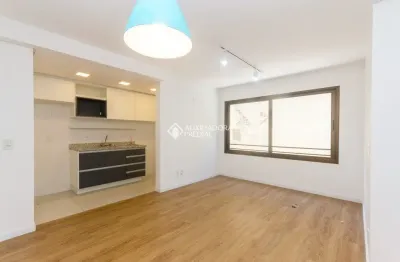 Apartamento com excelente localização, com fácil acesso avenidas plínio brasil milano
