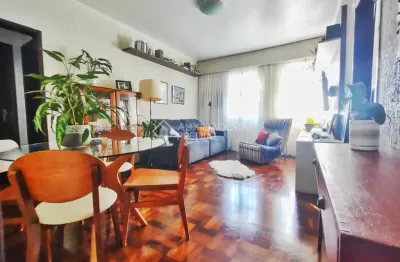 Lindo apartamento reformado, em excelente localização no bairro boa vista!