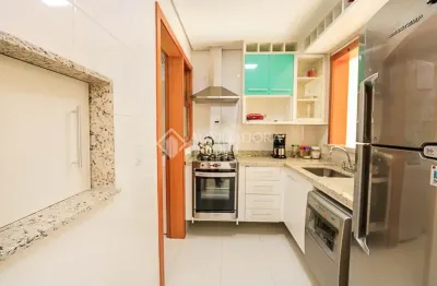Apartamento 2 dormitórios com suíte e 2 vagas, bairro higienópolis