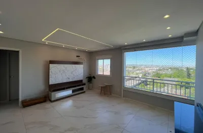 Lindo apartamento com 3 quartos, transformado em 2 um  fino acabamento piso em porcelanato, teto rebaixado com luminárias e split, sala com sacada estendida, localizado próximo a arena com uma linda v