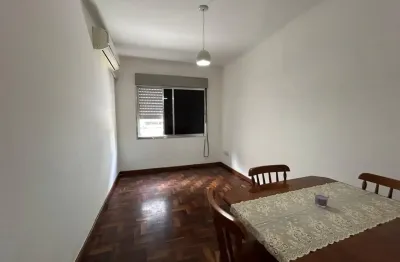 Apartamento de 1 quarto, mobiliado,  reformado, sol da manhã, bairro praia de belas.