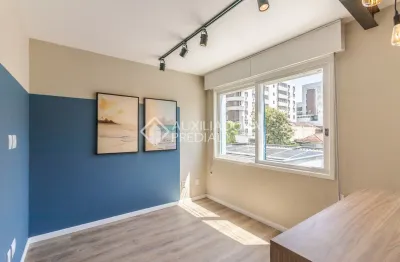 Apartamento 1 dormitório - totalmente reformado no Bairro Auxiliadora