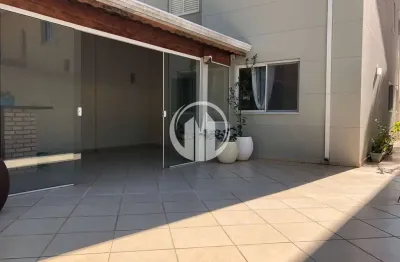 Casa à venda com 4 dormitórios - palmeiras imperiais -medeiros - jundiaí/sp