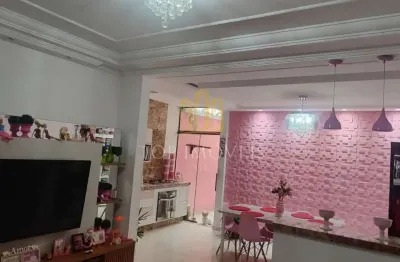 Linda casa localizada no putim com palenajdos closet 2 dormitorios com suite