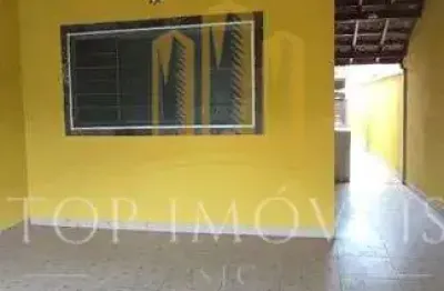 Linda casa localizada no galo branco com planejados churrasqueira