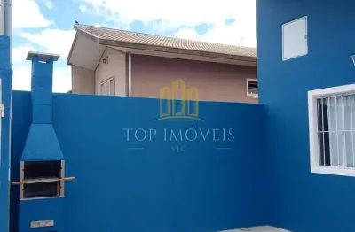 Excelente casa localizada no jardim dos bandeirante com 2 dormitorios