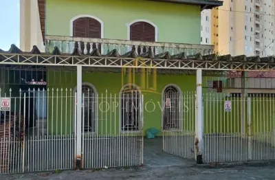 Espacosa casa tres dormitorios, suite ,com edicula no melhor local da vila industrial