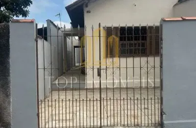 Excelente casa localizada na vila maria regiao central 2 dormitorios quintal com espaco.