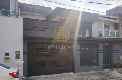 Casa com 3 quartos à venda na Rua Clóvis Graciano, 92, Loteamento Villa Branca, Jacareí