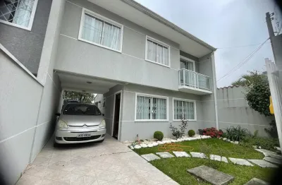 Lindo sobrado frente pra rua, ensolarado ótima localização