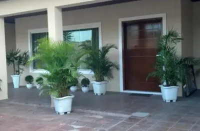 Casa comercial à venda na Avenida Coronel Santa Rita, Bockmann, Paranaguá