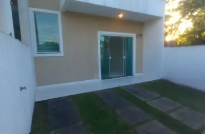 Ótima casa para locação mensal no bairro riviera em matinhos a aproximadamente 200 metros do mar 