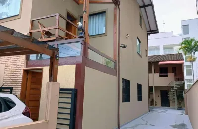 Casa com 11 quartos à venda na Avenida Castro Alves, 500, Itaguá, Ubatuba