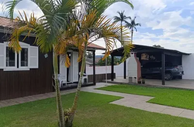 Casa com 3 quartos à venda na Rua João Tomas, --, Vila Francesa, Criciúma