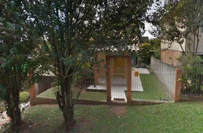 Lindo terreno com casa chalé (de madeira) bairro imigrantes