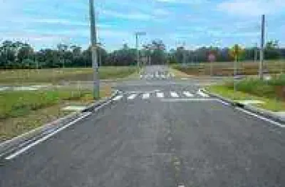 Terreno na primeira linha: loteamento premium portal da primeira linha