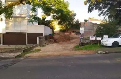 Terreno alto e plano, murado, em ótima localização no b. mina do mato