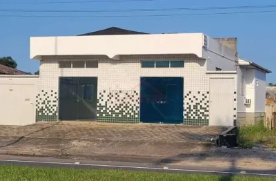 Imóvel para morar e investir: casa com duas salas comerciais