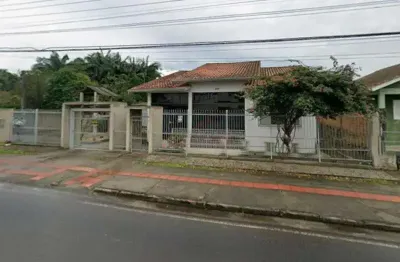 Vendo casa alvenaria, ótima localização do b. pinheirinho.