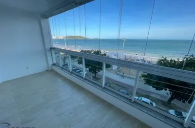 Apartamento 3 quartos, sendo 3 suítes à venda de frente para o mar da praia do morro, guarapari - es, possui uma área externa lindíssima.