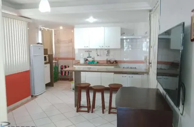 Apartamento à venda na praia do morro em guarapari-es: 1 quarto, 1 sala, 2 banheiros, 1 vaga de garagem!