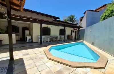 Imperdível! casa à venda em guarapari-es, enseada azul: 3 quartos, 1 suíte, 2 salas, 4 banheiros, 2 vagas, 330m².