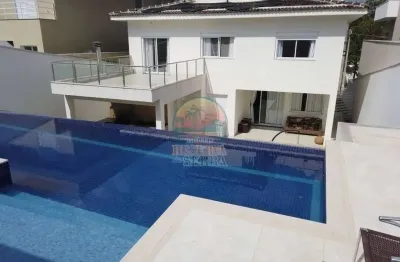 Linda casa de 315m² a venda no condomínio reserva da serra