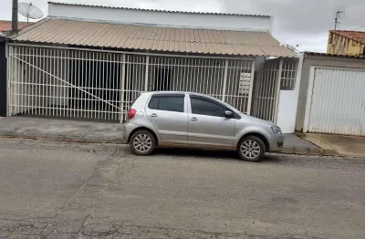 Casa em tatuí (02 casas e salão comercial), troco por casa em navegantes/sc.