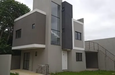 Casa em condomínio fechado com 3 quartos à venda no Uberaba, Curitiba 