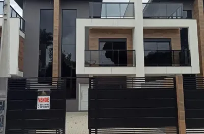 Casa com 3 quartos à venda na Rua Doutor Júlio Farah, 219, Uberaba, Curitiba