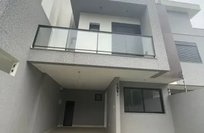 Casa com 3 quartos à venda na Rua Cocos, 151, Uberaba, Curitiba
