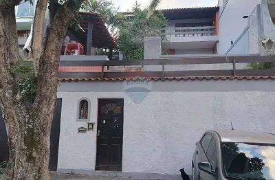 Casa com 4 quartos à venda na Vila Valqueire, Rio de Janeiro 