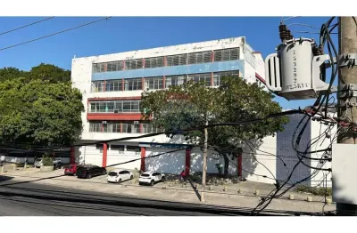 Prédio à venda no Realengo, Rio de Janeiro 