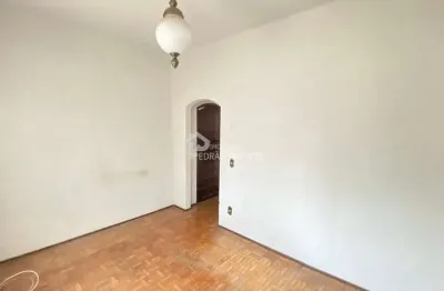 Casa com 3 quartos para alugar no Jardim Ubirama, Lençóis Paulista 