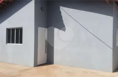 Casa de 2 quartos, 63m² no bairro jardim planalto, em macatuba
