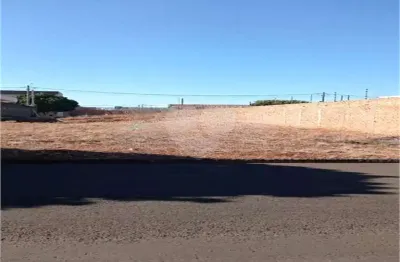 Lote/terreno de 296m² no bairro jardim santa lúcia, em lençóis paulista