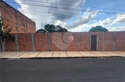 Lote/terreno de 609m² no bairro vila mamedina, em lençóis paulista