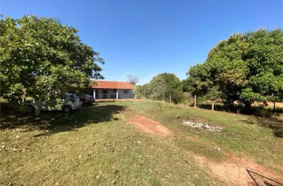 Fazenda/sítios/chácaras de 1 quarto, 102m² no bairro conjunto habitacional corvo branco, em lençóis paulista
