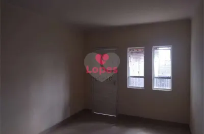 Casa de 3 quartos, 227m² no bairro parque residencial rondon, em lençóis paulista