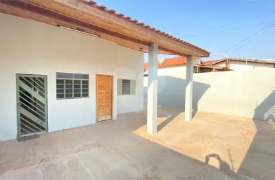 Casa de 2 quartos, 118m² no bairro residencial açaí ii, em lençóis paulista