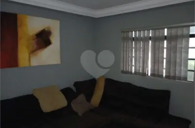 Casa de 2 quartos, 150m² no bairro jardim itapuã, em lençóis paulista