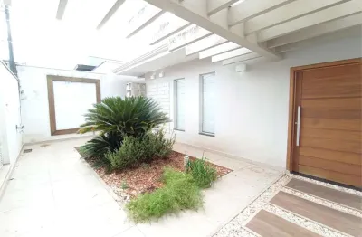 Casa de 4 quartos, 249m² no bairro vila antonieta i, em lençóis paulista