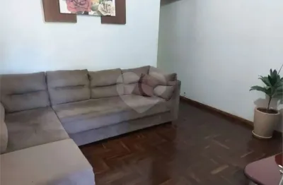 Casa de 3 quartos, 111m² no bairro jardim são joão, em lençóis paulista