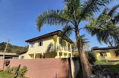 Casa com 3 quartos à venda na oraci de jesus cordeiro santos, 36, taquari, campina grande do sul por r$ 450.000