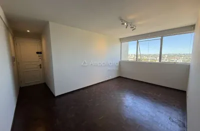 Apartamento com 1 quarto para alugar na travessa nestor de castro, 231, centro, curitiba, 56 m2 por r$ 1.700