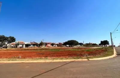 Terreno à venda na Avenida Ary Campanholo, 1, Cardeal, Elias Fausto